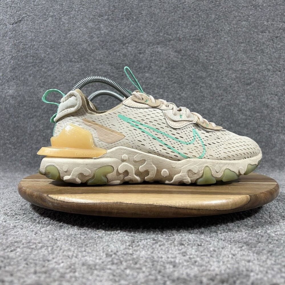 Nike React Vision CI7523-201 Women’s Size 9 Ivory Beige Trail Running Shoes Used